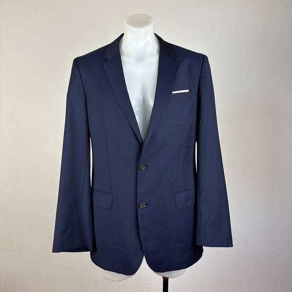 Hugo Boss Navy Virgin Wool Sport Jacket Size 42L - Picture 1 of 8